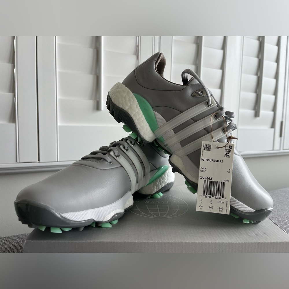 ADIDAS W TOUR360 22 Women’s Gray & Green Golf Shoe Size 7 1/2